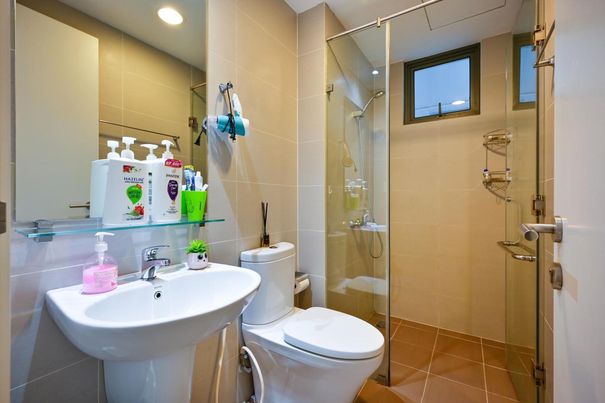 Wonderful 2 Bedroom In Masteri T1, Fully Furnished With Full Amenities * TP. Hồ Chí Minh