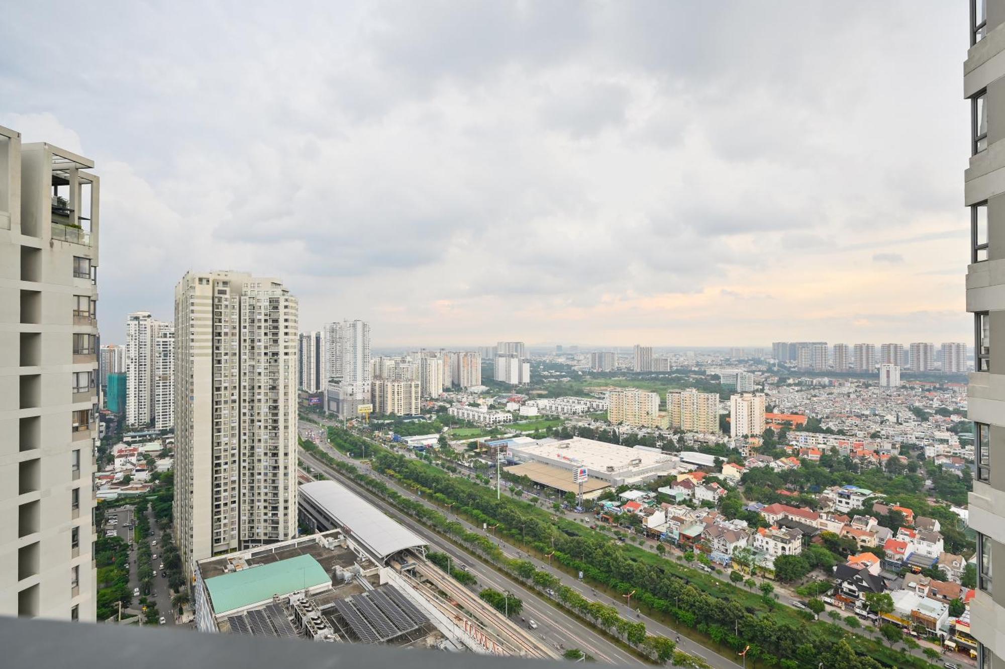 Wonderful 2 Bedroom In Masteri T1, Fully Furnished With Full Amenities TP. Hồ Chí Minh
