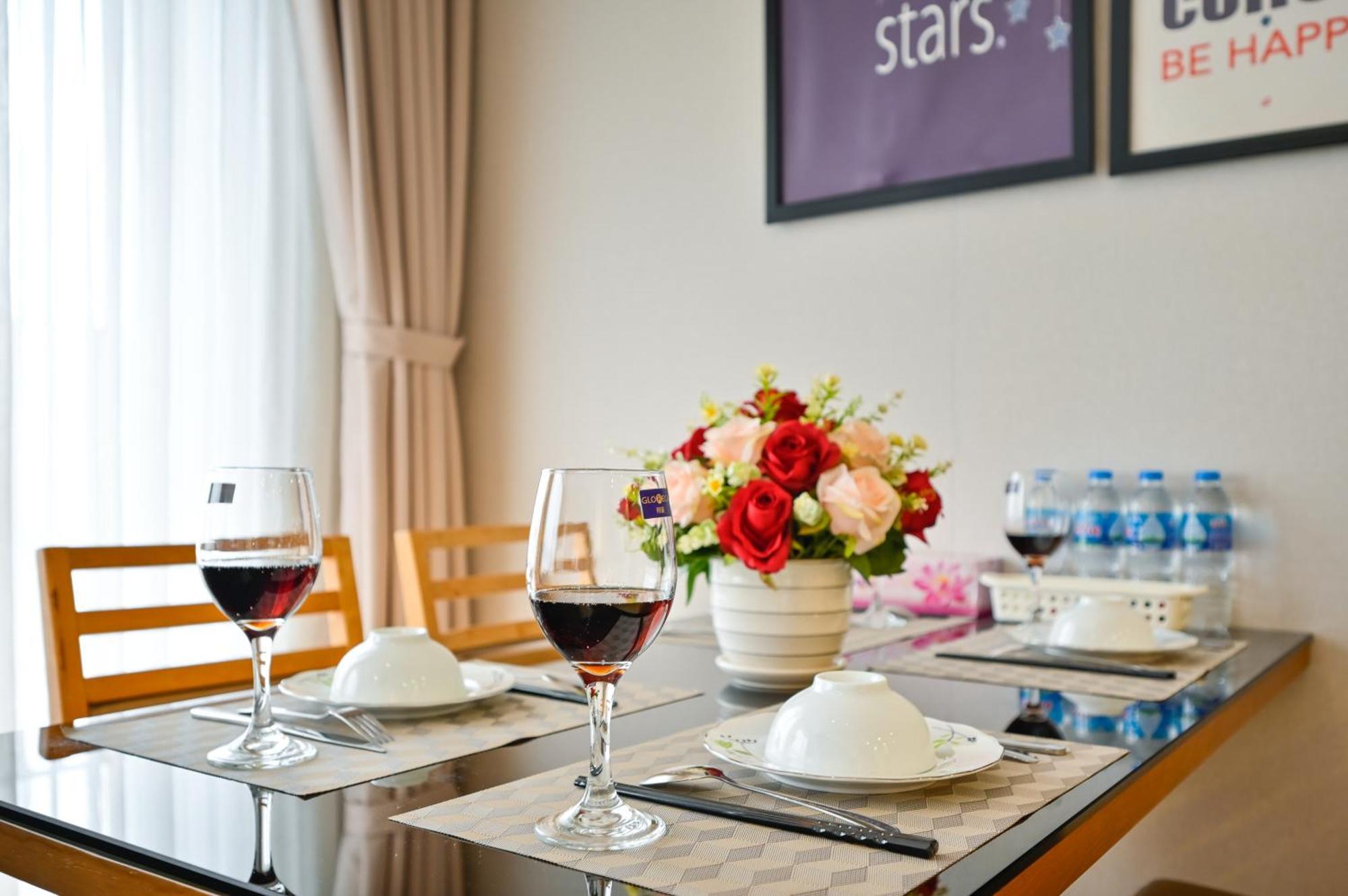 Wonderful 2 Bedroom In Masteri T1, Fully Furnished With Full Amenities *